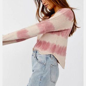 We The Free Pink and Cream Tie-Dye sweater  XS